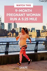 This Viral Video Of A 9 Month Pregnant Woman S Mile Run Is So Impressive In 2020 Pregnant Pregnant Women Running