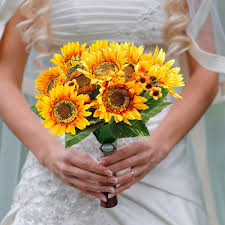 The biedermeier bouquet also comes in a small, uniform bunch tightly wrapped at the stems. Amazon Com Vintage Artificial Sunflower Bouquet Sunflowers Removable Leaves Adjustable With A Fake Butterfly Silk Artificial Sunflowers For Wedding Party Baby Shower Garden Home Decor Golden Yellow Home Kitchen