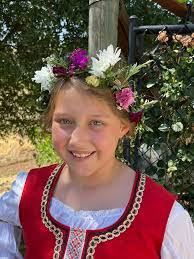 Lori Skala's Instagram, Twitter & Facebook