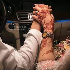 Sembilan wali itu tinggal di beberapa daerah penting di sekitar pantai utara jawa. Pin On Bollywood Weddings