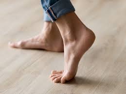 Hopefully, your doctor also gives you advice on prevention (how to cut the nails correctly, how to have correctly fitted shoes, etc. How To Treat An Ingrown Toenail According To Doctors Allure