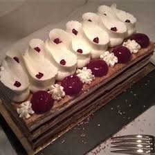 Mille Feuilles Framboises Et Chantilly Mascarpone Vanillee Recette Mille Feuille Framboise Framboise Creme Pour Gateau