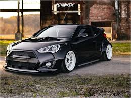 Gas mileage, engine, performance, warranty, equipment and more. 2016 Hyundai Veloster Turbo R Spec With 18x9 5 Cosmis Racing Xt 206r And Achilles 235x40 On Air Suspension 1592384 Fitment Industries