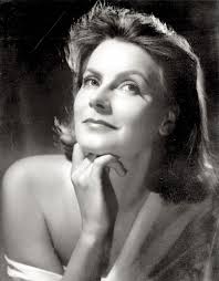 Strange France fashion hat by designer Adrian GG as Ninotchka ⭐🍸🌹🎬🎥📸