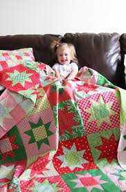Free printable quilt patterns and a shape collection are just what you need to get started with inklingo. No Point Stars A Free Printable Pattern In 5 Sizes Christmas Quilts Holiday Quilts Traditional Quilts