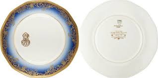 Limoges porcelain refers to a town and region about 229 miles southwest of paris where deposits of marks help to authenticate it. A Guide To Limoges China History Prices Its Enduring Appeal