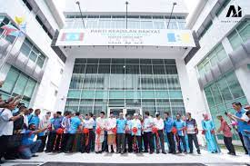 Angkatan muda keadilan (amk) malaysia @amkmalaysia. Anwar Ibrahim Ø¯Ø± ØªÙˆÛŒÛŒØªØ± Merasmikan Ibu Pejabat Keadilan Pulau Pinang Hari Ini Dan Bermesyuarat Bersama Pimpinan Negeri Di Bayan Baru Pulau Pinang Https T Co Z3hr7h368n