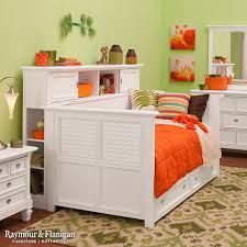 Wall street 4 pc queen leather platform bedroom set w storage raymour flanigan raymour flanigan westlake 4 pc queen platform bedroom set w storage bed cherry. Varsity Kids Collection Bedroom New York By Raymour Flanigan Furniture And Mattresses