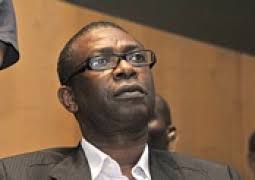 GACH boss gives Kerr Mamma D500K for Mosque construction