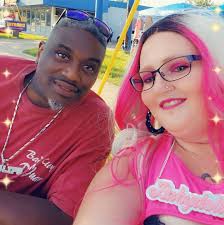 Who can perform comedy for a birthday party?