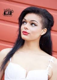 Amanda Sly's Instagram, Twitter & Facebook