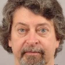 Cluster and Aggregate: Face Recognition with Large Probe Set