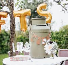 Verpacken sie geldgeschenke originell, wirken diese gleich viel persönlicher als nur ein umschlag mit ein paar scheinen darin. Geldgeschenk Hochzeit Ideen Zum Basteln Dein Hochhzeitplaner