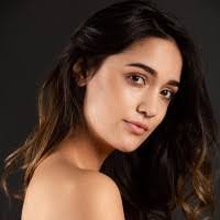 Tara Fiedler's Instagram, Twitter & Facebook