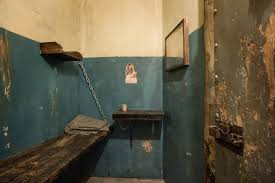 Flucht von alcatraz (1962), ein gefängnisausbruch. Die Flucht Aus Alcatraz Raum 1 Final Escape Wuppertal Erfahrungen Bewertung