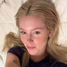 Daphne Mcdowell's Instagram, Twitter & Facebook