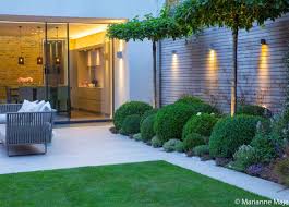 Wandsworth Garden By Matt Keightley And Rosebank Landscaping Photography By Marianne Majerus 11 Modern Planting Contemporary Garden Design Modern Garden Design