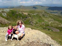 Utilizatorul care a pus această întrebare este în lista ta de utilizatori ignoraţi. Transalpina Cum Sa Vizitezi Transalpina Blog Calatorii In Familie