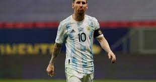 Nunca ha estado leo messi más lejos de renovar con el barcelona que hoy. Copa America 2021 Final It S Messi V Neymar Argentina V Brazil Football News Al Jazeera