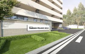 Pelangi di langit terlihat melengkung membentuk busur. Images Gallery