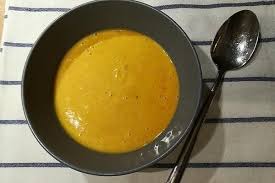 Kurbissuppe Mit Einem Hauch Curry Von Yasiliciousde Chefkoch Rezept Kurbissuppe Rezepte Mit Kurbis Kurbis