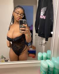 Santassweetest - Free nude pics, galleries & more at Babepedia