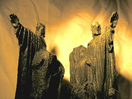 The fellowship of the ring passed through the argonath on 25 february 3019 of the third age. Free Argonath Stock Photo Freeimages Com