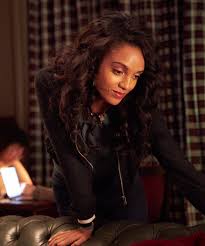 Joey king (elle evans) and joel courtney (lee flynn) are back in the kissing booth 2! All The Characters In The Kissing Booth 1 And 2