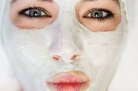 Masque Au Blanc D Oeuf 4 Recettes Maison Pour Avoir Une Belle Peau Masque Visage Maison Masque Visage Masque Visage Fait Maison