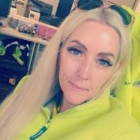 100+ "Kellie Roberts" profiles