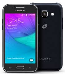 How can i input letters instead of numbers in samsung 3.2 mega pixels ? Tracfone Phone Scoop