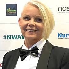 Carol Plummer (@dr_plum)