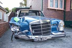 Image De Crash Mercedes Si Vous Voulez Avoir Des Frissons Page 4 Mercedes Voiture Mercedes Voitures Abandonnees