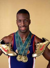 Michael johnson ретвитнул(а) world athletics. Michael Johnson Bringing The Gold Shoes Back Shoots Nike Commercial Olympictalk Nbc Sports