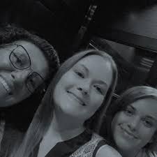 Who can make and decorate cookies for a baby shower in Kansas City?