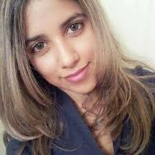 Vera Carr's Instagram, Twitter & Facebook