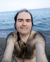 MAYBE HE SHOULDN'T REMOVE HIS HAIR..... СНЕ 52:43 Red Card 23 Chalobah  APASS CHE HELSE SEA Matchdav SAT 27 SEP 15:00 BST STAMFORD BRIDGE PLIOKTON  MHONTONEROTE MOKE 1O01BALLE DOIBAL ALBION 純 CFC CFC