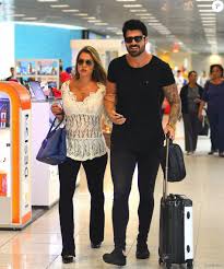 Autoconhecimento, alta performance e prosperidade. A Gravidez Da Ex Bbb Adriana Sant Anna Com Rodrigao Deu O Que Falar Nas Redes Sociais Purepeople
