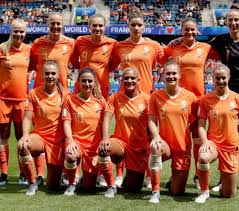 Uitzwaaiwedstrijd oranjeleeuwinnen in enschede nog niet uitverkocht. Nederlands Vrouwenelftal Onsoranje