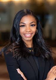 Chantelle Sparks's Instagram, Twitter & Facebook