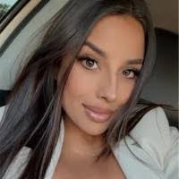 Paula Koehler's Instagram, Twitter & Facebook