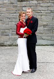 Latex hochzeitskleid gibt es in den verschiedenen stores für jede erdenkliche veranstaltung. Hochzeitskleid Archive Seite 3 Von 3 Spitz Massdesign
