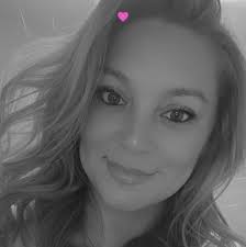 Bleechet Howell Hernandez