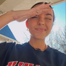 Kenzie Beyer's Instagram, Twitter & Facebook