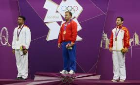The first olympic opening ceremony to take place essentially behind closed doors begins at noon bst can andy murray win a third olympic gold medal? London Olympics Medal Ceremony Why Do Bronze And Silver Medalists Stand At The Same Height On The Podium