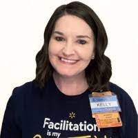 Kelly Boone's Instagram, Twitter & Facebook