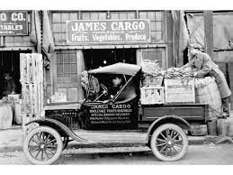 Miles de ofertas en coches. Ford De La Epoca Era El Runabout Como Esta Pick Up De Los Anos 20 Pickup Trucks Ford Pickup Ford Models