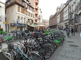 Retrouvez les restaurants à vendre à strasbourg (67000) parmi les annonces de cession de commerces. Comment Strasbourg Est Devenue La Capitale Francaise Du Velo Codra Conseil