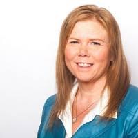 Lori Tipler's Instagram, Twitter & Facebook