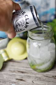 Mango Lime Spritz Mint Cocktails Mango Cocktail Spiked Seltzer